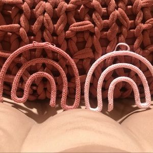 Rainbow wall art (dark pink)